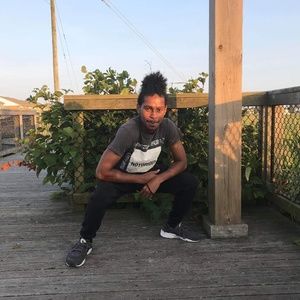 Meet your Posher, Elijah